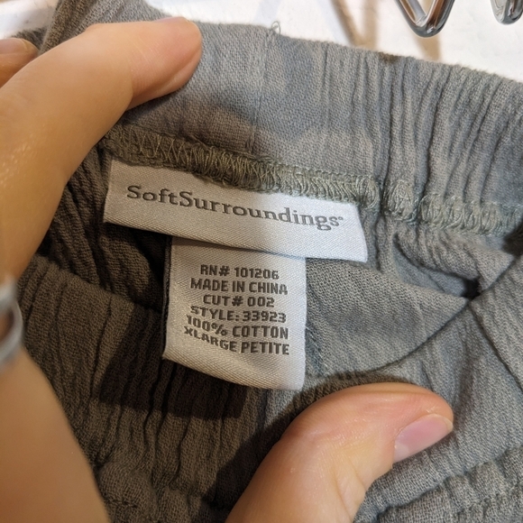 Soft Surroundings gauze cotton wide leg cargo pants - Picture 5 of 5